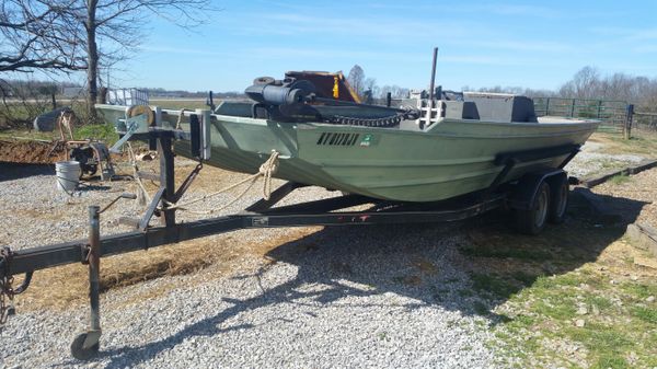 2070 cl Weld-Craft commercial jon boat for Sale in Marion, KY - OfferUp