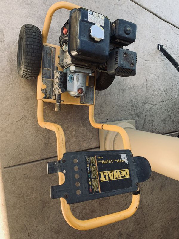 Dewalt. 2800 psi. Pressure washer for Sale in Folsom, CA - OfferUp