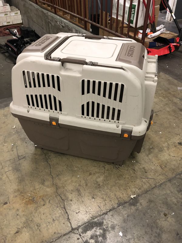 Skudo dog crate cage for Sale in Los Angeles, CA OfferUp