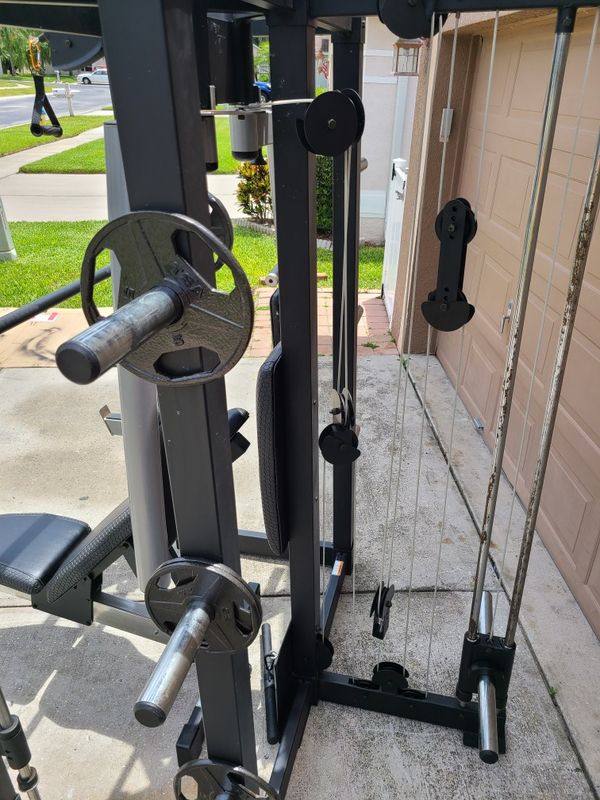 Golds Gym Pro Series Smith Machine for Sale in Wesley Chapel, FL OfferUp
