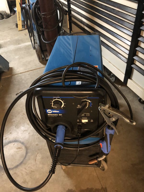 Miller Millermatic DVI 110v/220v MiG welder new gun super clean for