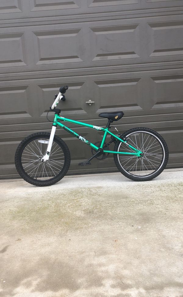 Green Viper diamondback 20â for Sale in Modesto, CA - OfferUp