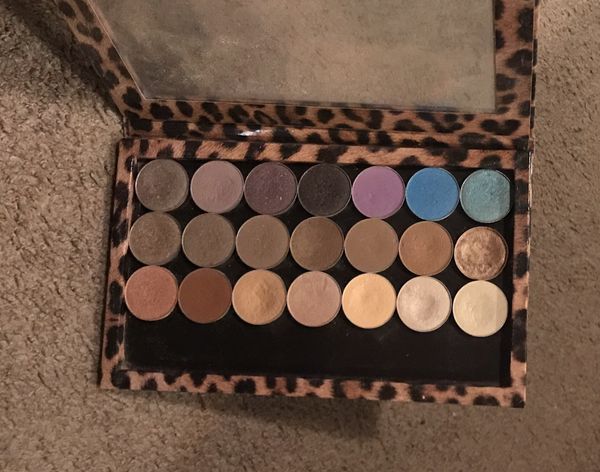 Eyeshadow Pan Hipster Makeup Geek