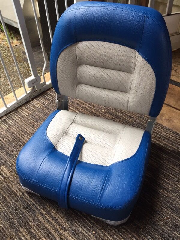 Brand new 4 Cabelas boat seats gray/ blue color for Sale in Everett, WA
