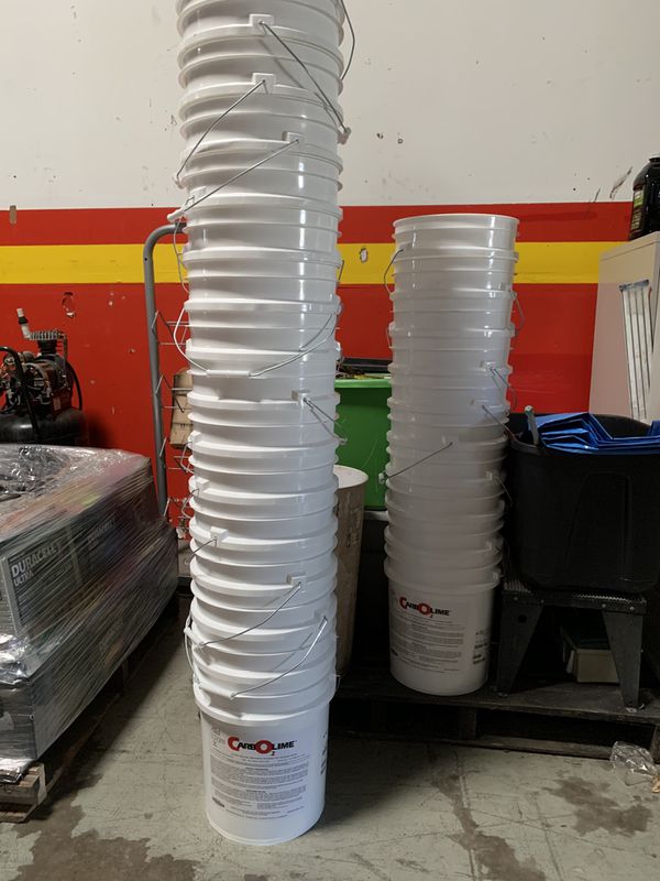 FREE 5 gallon buckets FREE for Sale in Altamonte Springs, FL  OfferUp