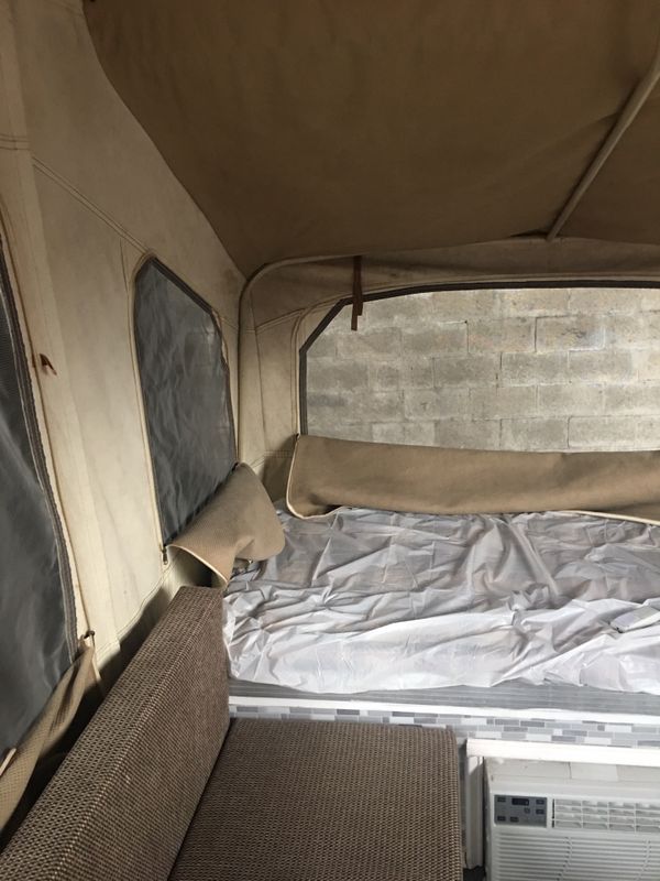 1980 Coleman redwood popup camper for Sale in Miramar, FL - OfferUp