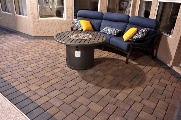 100 sq ft pavers