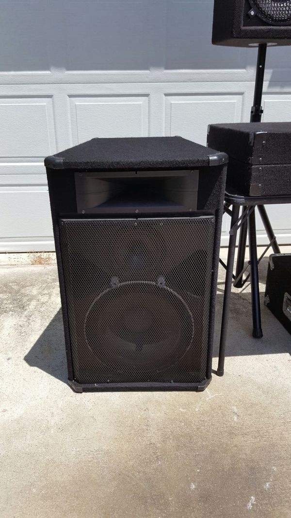 Used DJ Speakers for sale Peavey SP3G for Sale in Raleigh, NC - OfferUp