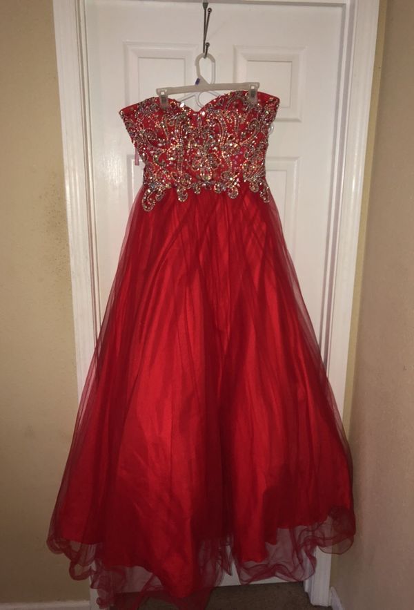 Ruby Red Prom Dress for Sale in Charlotte, NC - OfferUp