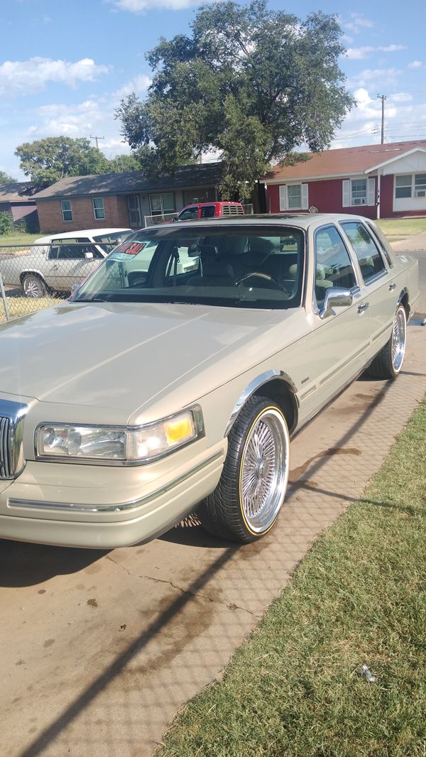 96 Lincoln Town car for Sale in Lubbock, TX OfferUp