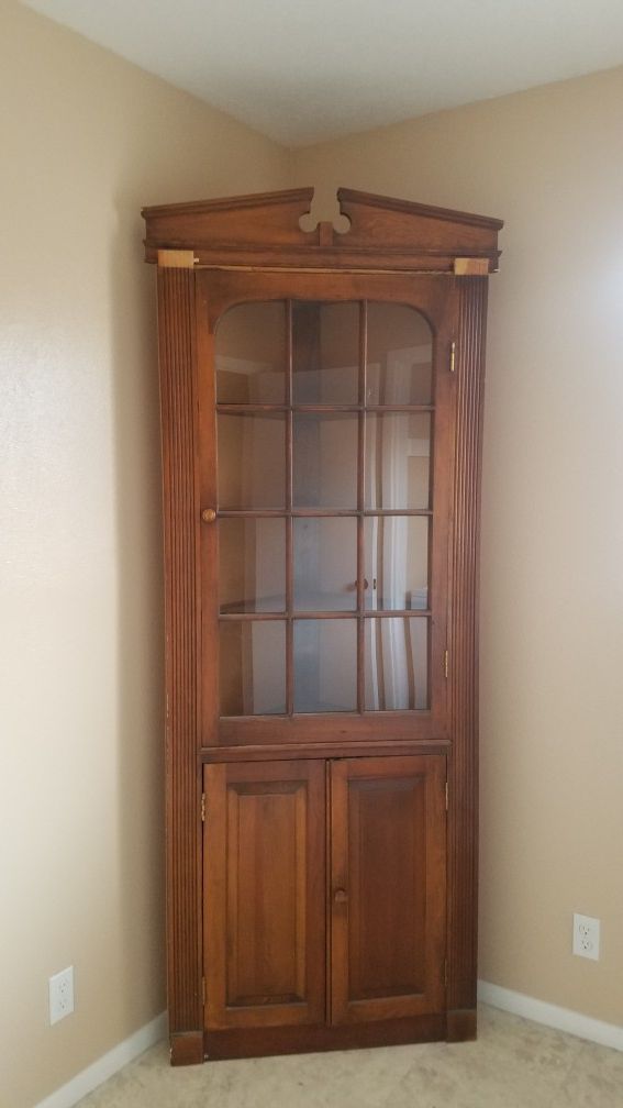 Wood Corner Shelf with Glass Door for Sale in Albuquerque, NM OfferUp