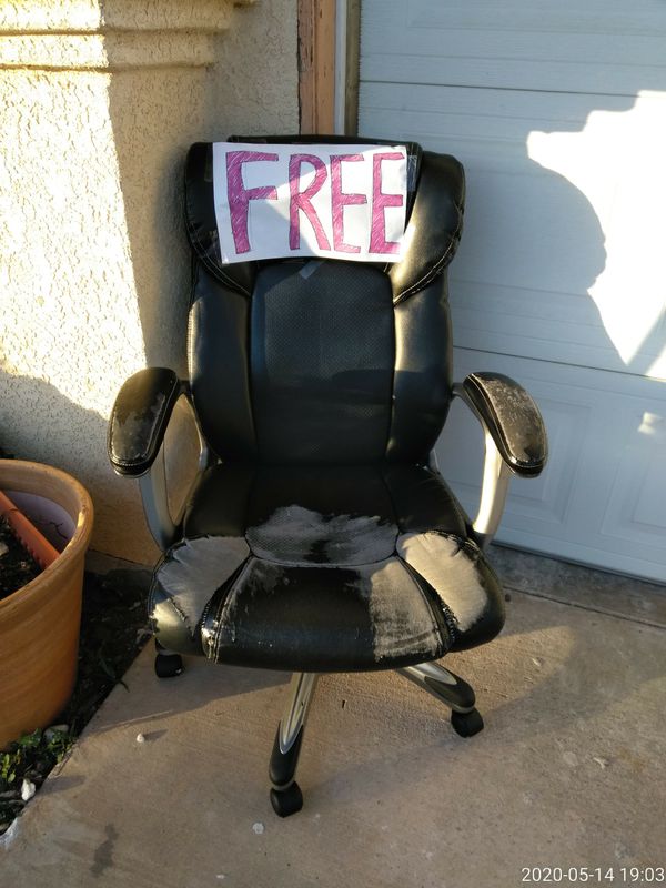 FREE Computer Chair for Sale in Riverside, CA - OfferUp