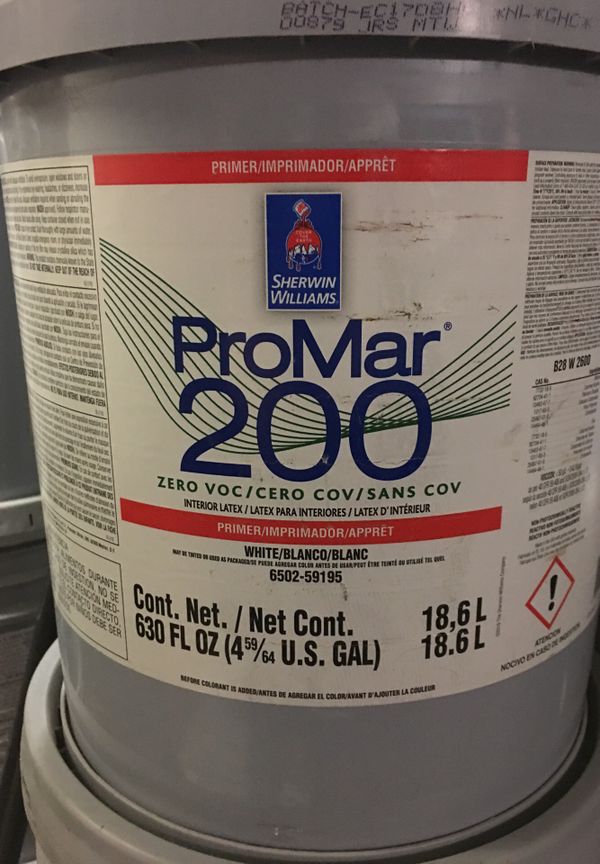 Sherwin Williams and Benjamin Moore paint and primer. 5 gallon buckets