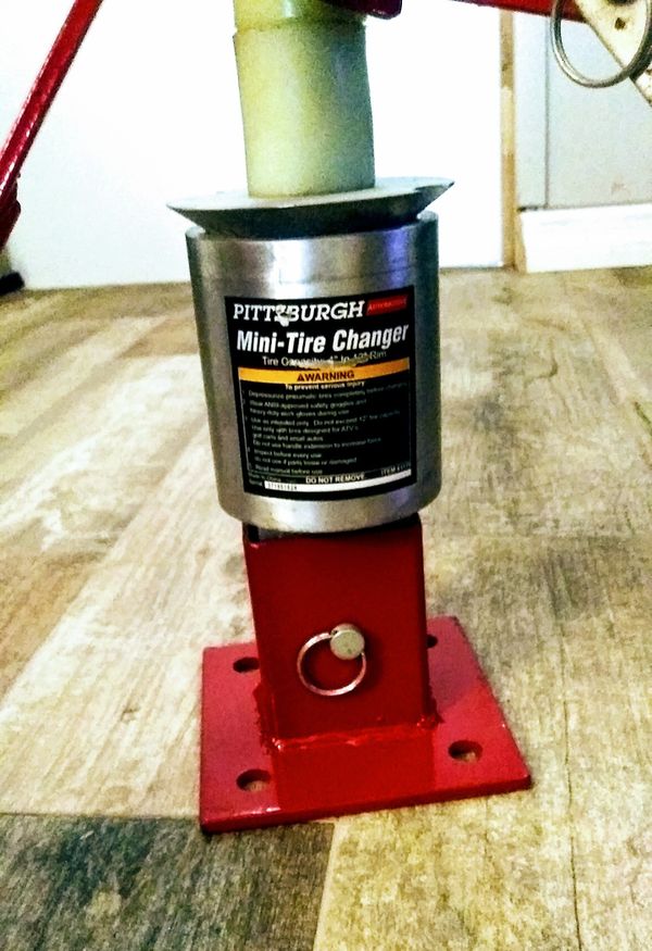 Pittsburgh Automotive Manual Tire Changer
