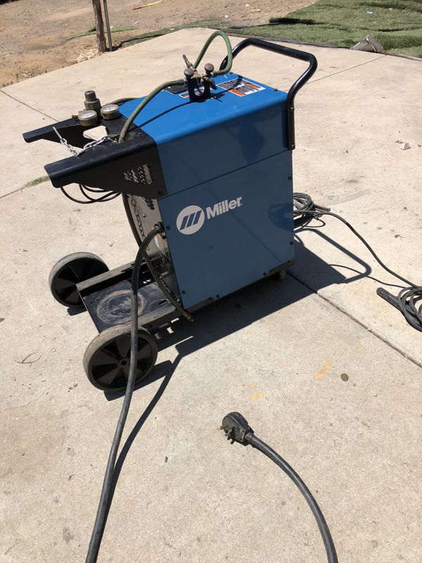 Miller Syncrowave 180 SD tig and stick welder for Sale in Perris, CA