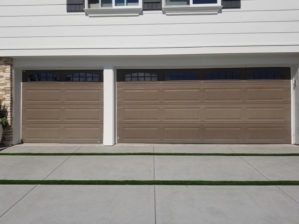 Used Garage doors 16x7 and 8x7 insulated with windows for Sale in Pomona, CA - OfferUp