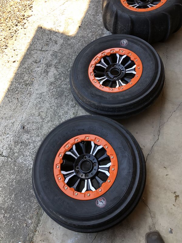 3.8 paddle tires