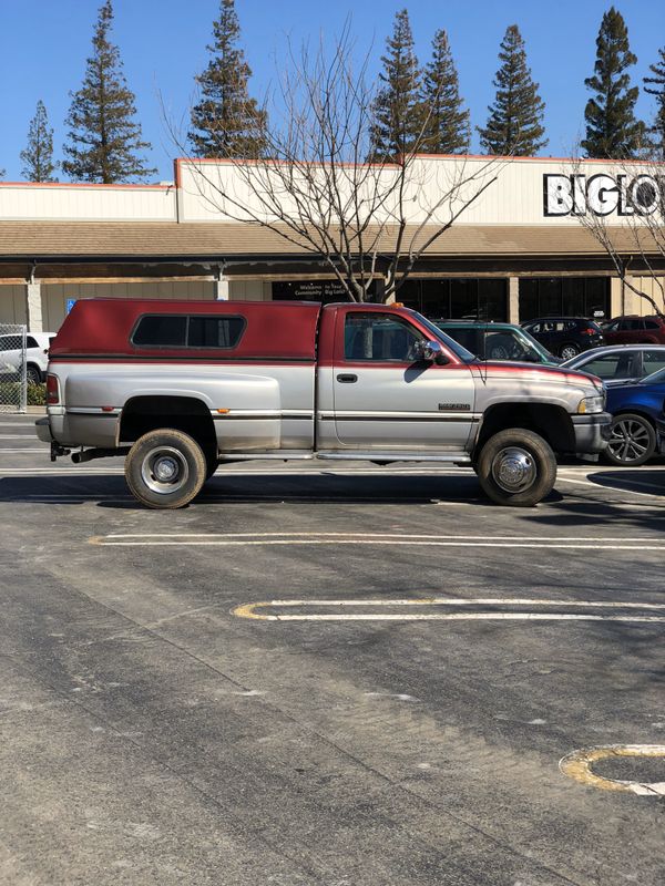 Camper Shell only 8ft dodge . for Sale in Sacramento, CA - OfferUp