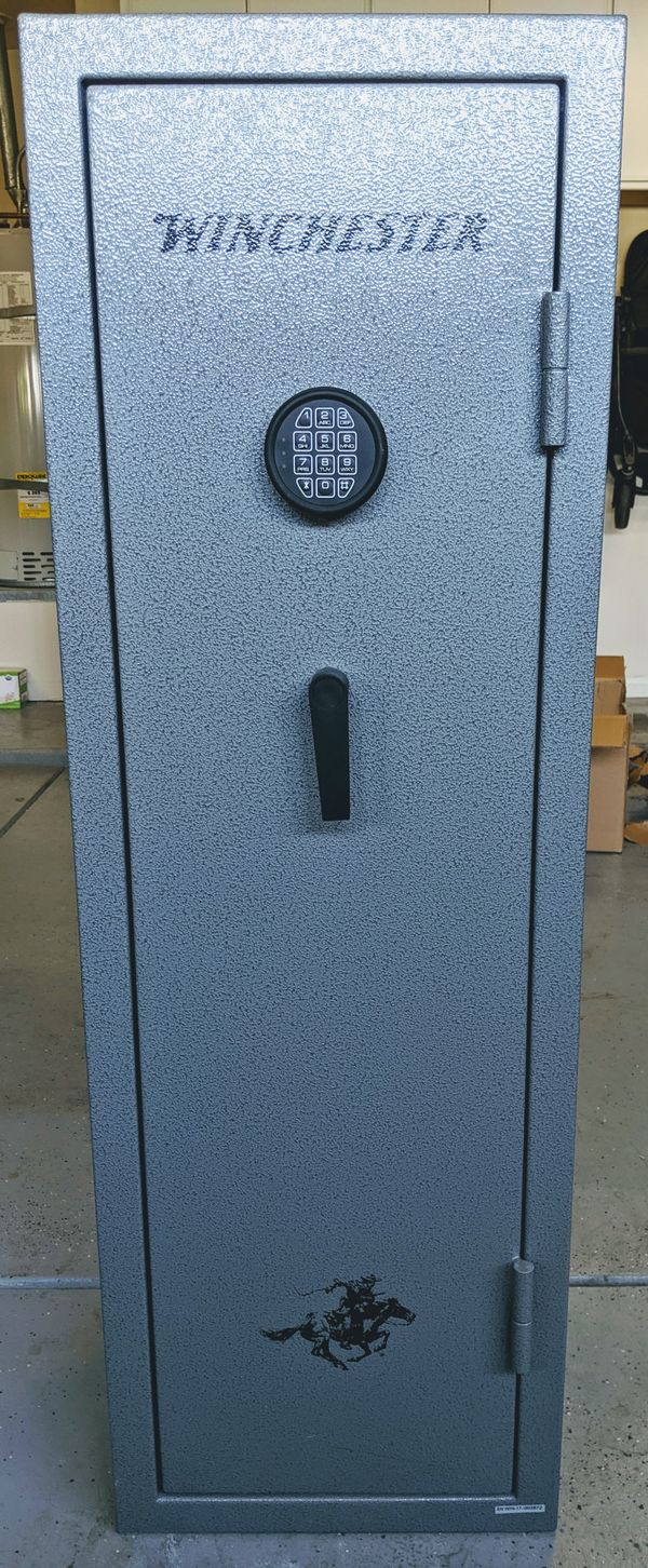 Winchester 12 Gun Safe TS1230 (Non Fireproof) for Sale in Bakersfield