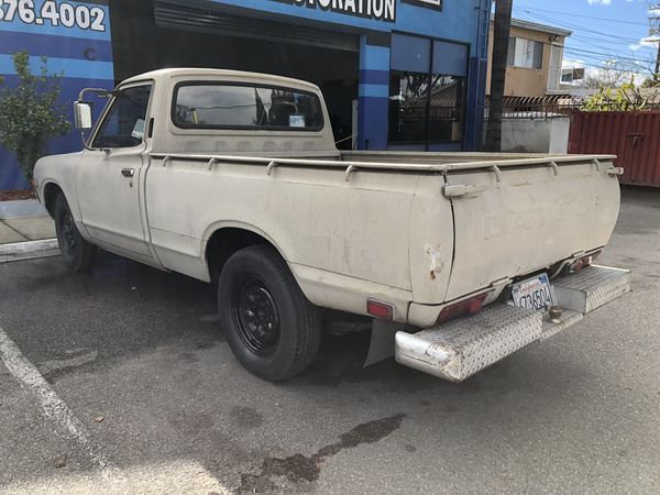 1974 DATSUN TRUCK 2 OWNERS 98k MILES CLEAN TITLE VINTAGE for Sale in Lynwood, CA - OfferUp