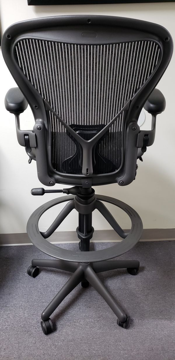 9.5/10 NEW HERMAN MILLER AERON STOOL SIZE "B" POSTURE-FIT FULLY LOADED ...