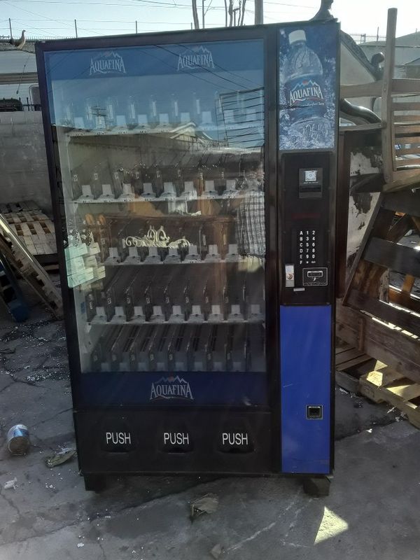 Refrigerated Vending Machine for Sale in Los Angeles, CA - OfferUp