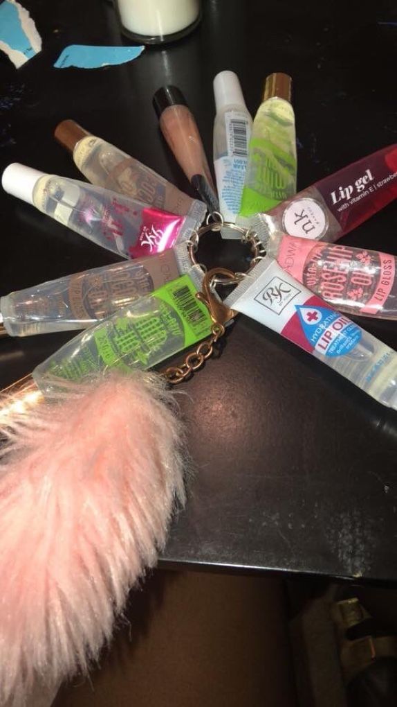 Lip gloss keychain for Sale in Detroit, MI OfferUp