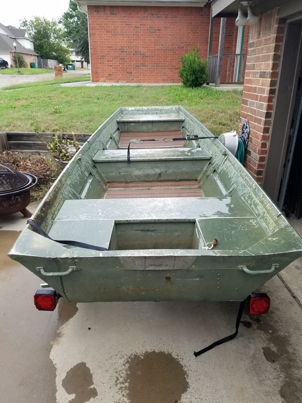 12ft john boat for Sale in Lake Dallas, TX - OfferUp