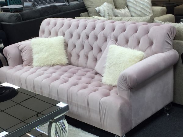 Pearl furniture outlet for Sale in Arlington, TX - OfferUp