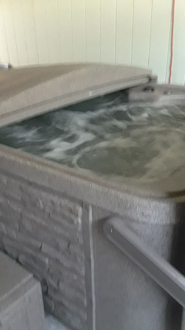 Tuff spa hot tub for Sale in Mesa, AZ - OfferUp