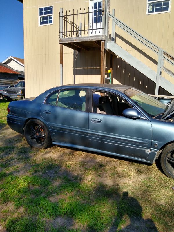 01 buick LeSabre motor is bad,has some nice 20s rims and tires for Sale