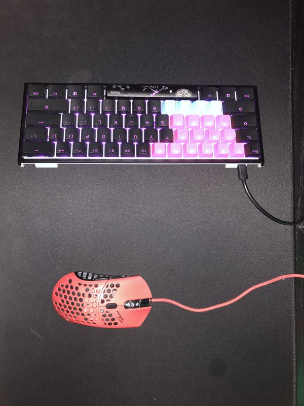 DUCKY ONE TWO MINI w/ custom keycaps for Sale in San