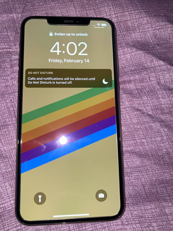 Verizon iPhone 11 Pro Max 64GB for Sale in The Bronx, NY - OfferUp