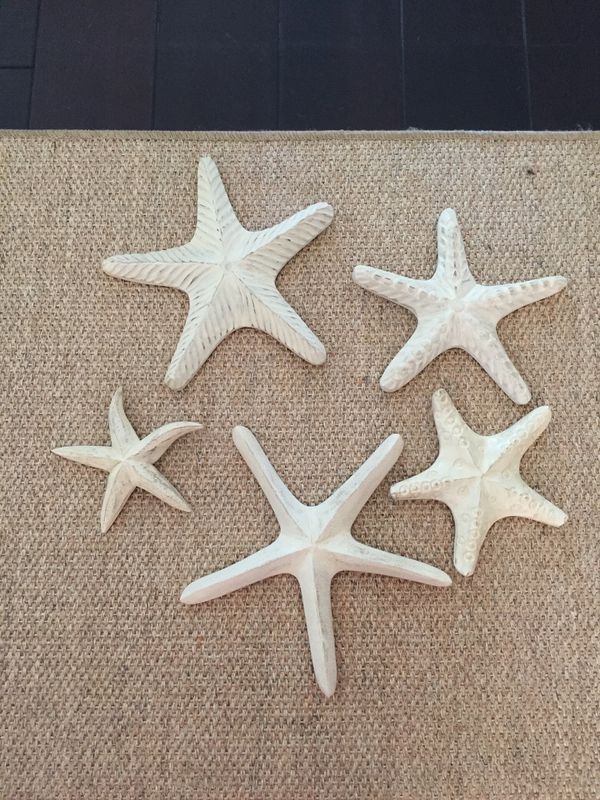 Pottery Barn Wooden Starfish Wall Art for Sale in Palm Beach, FL - OfferUp