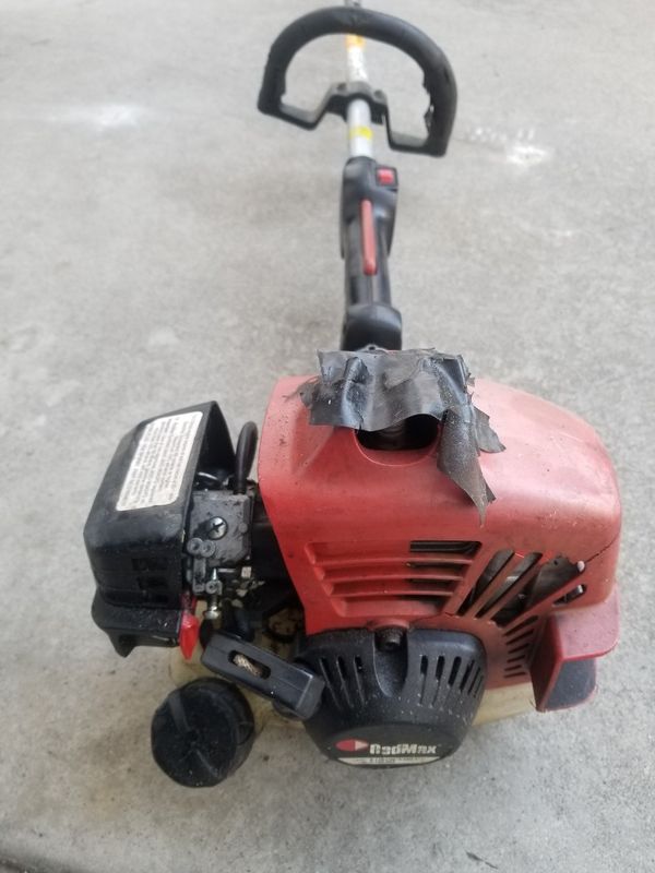 Red max weed eater for Sale in Fresno, CA - OfferUp