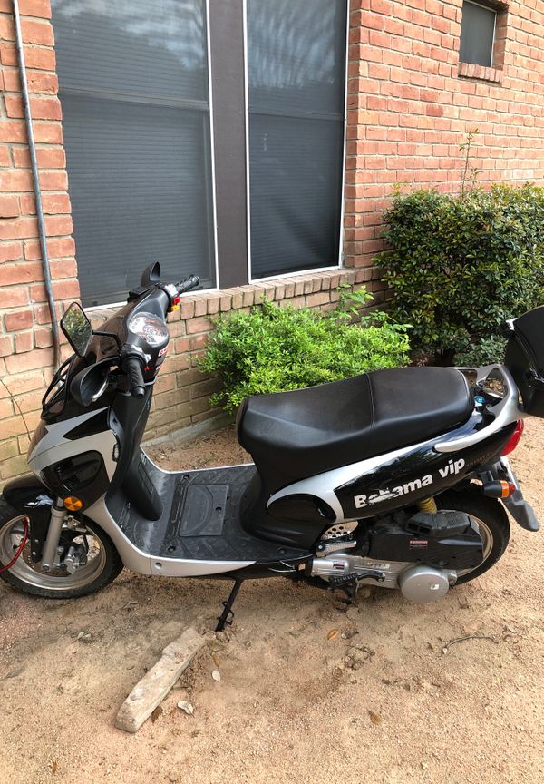 Moped Bahama VIP good condition for Sale in Austin, TX - OfferUp