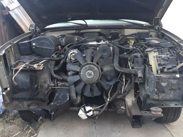 99 Chevy Tahoe 5.7 vortec for Sale in Colton, CA OfferUp