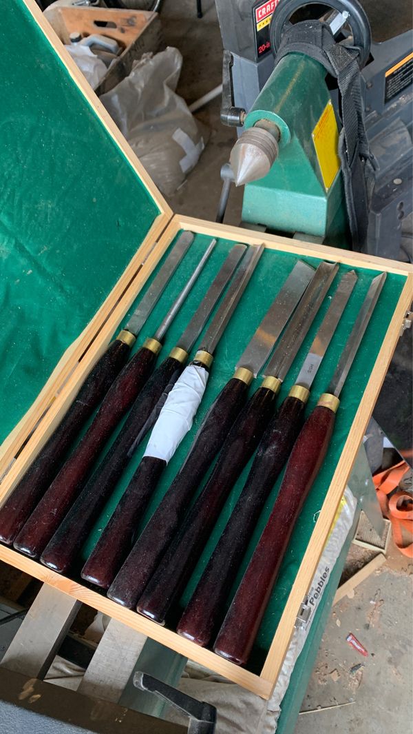 Central Machinery (harbor freight) wood lathe 12x36 for Sale in El