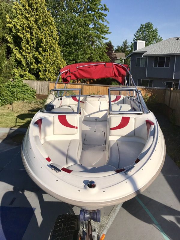 Boat - 2004 Maxum 2000 SR3 with Trailer for Sale in 