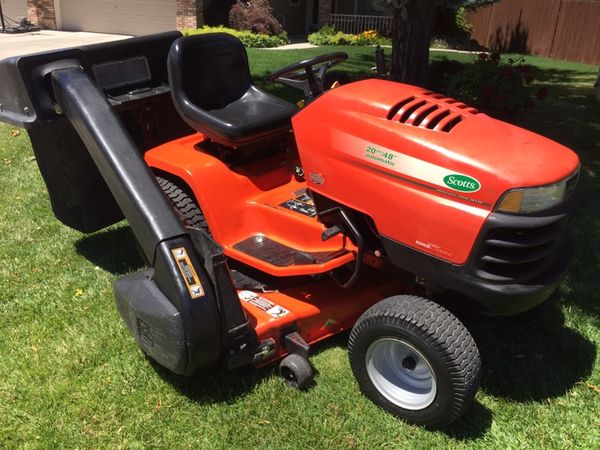 Scotts John Deere Riding Mower Bagger