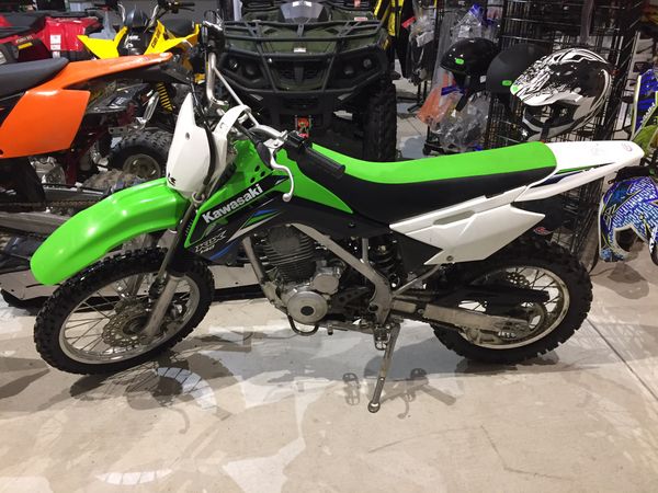 140l kawasaki dirt bike