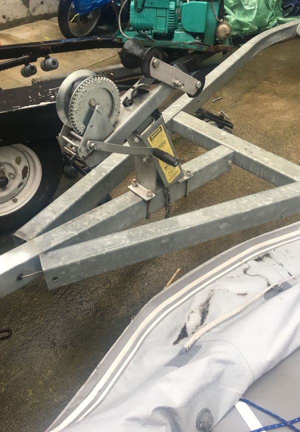 EZ Loader 20’ galvanized boat trailer for Sale in Seattle, WA OfferUp