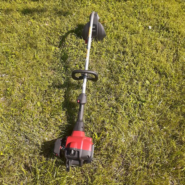 28cc Snapper weed eater for Sale in Wentzville, MO - OfferUp