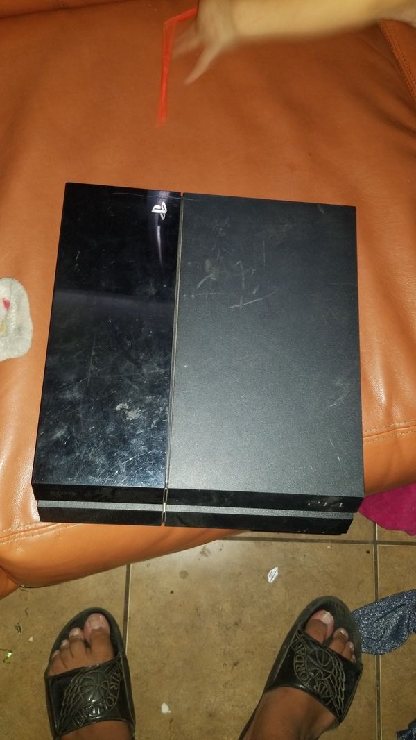Broken ps4 selling for parts for Sale in Phoenix, AZ OfferUp