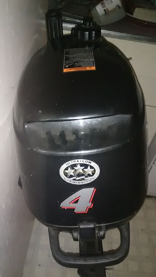 Suzuki 4hp Four Stroke Outboard/Kicker Motor for Sale in WA