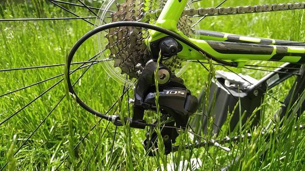 lime green cannondale mountain bike