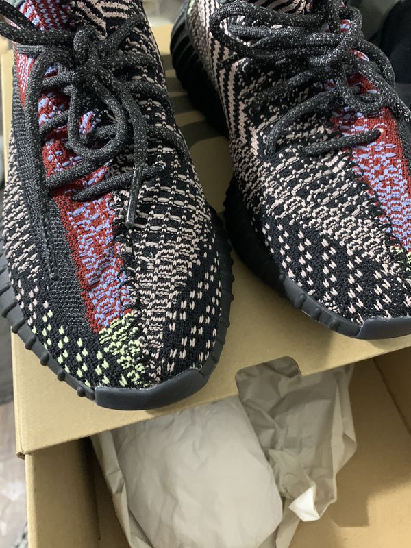 Yeezy Boys size 6 for Sale in Los Angeles, CA - OfferUp