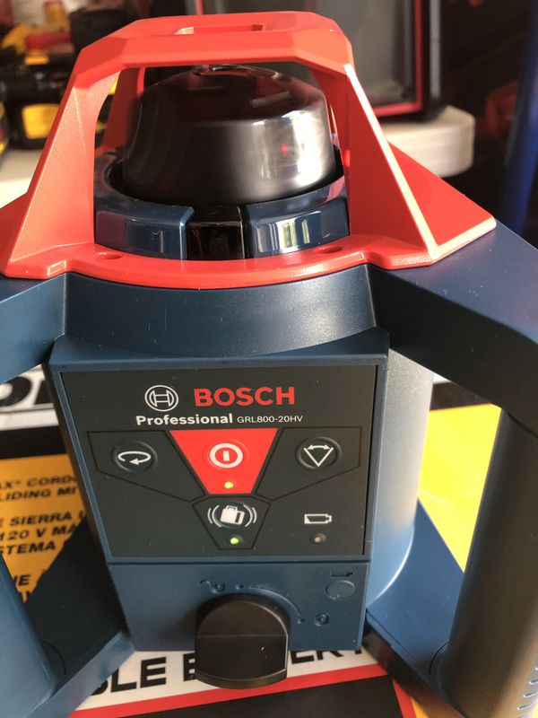 Bosch GRL 80020 HVK 800 ft self leveling rotary laser level kit with