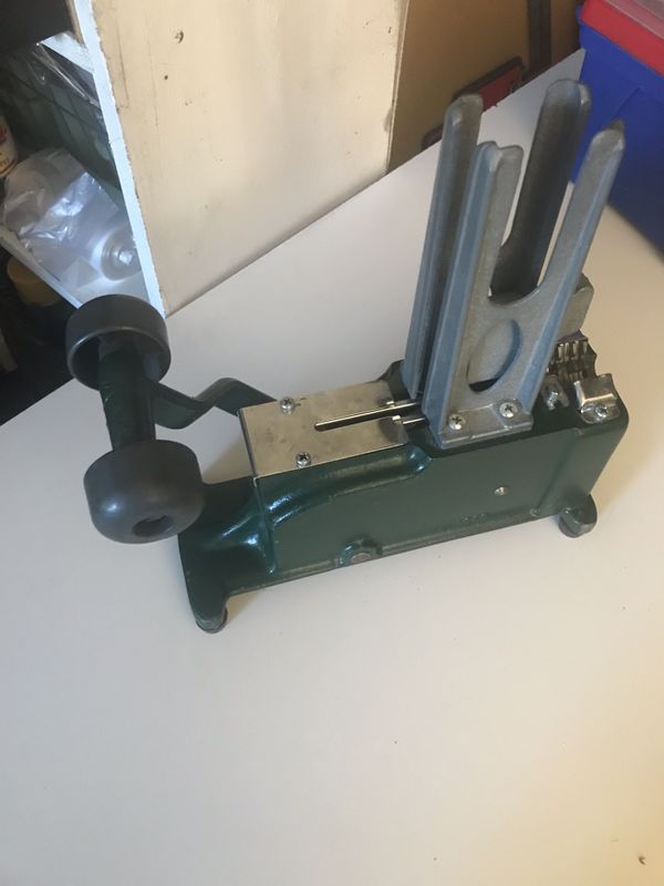 Floral Steel pick machine for Sale in Riverside, CA OfferUp