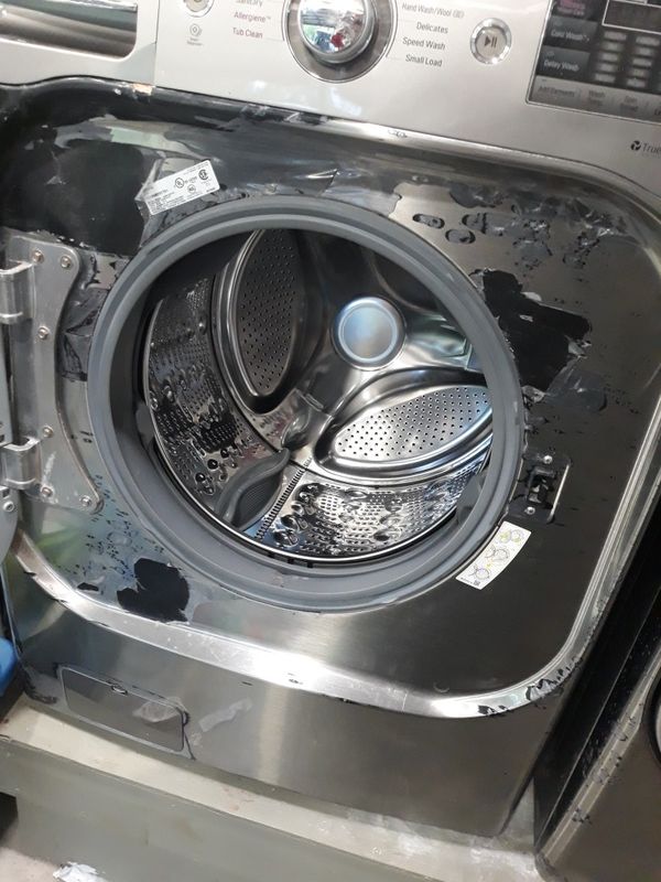 LG true balance front loader stainless steel washer for Sale in VLG